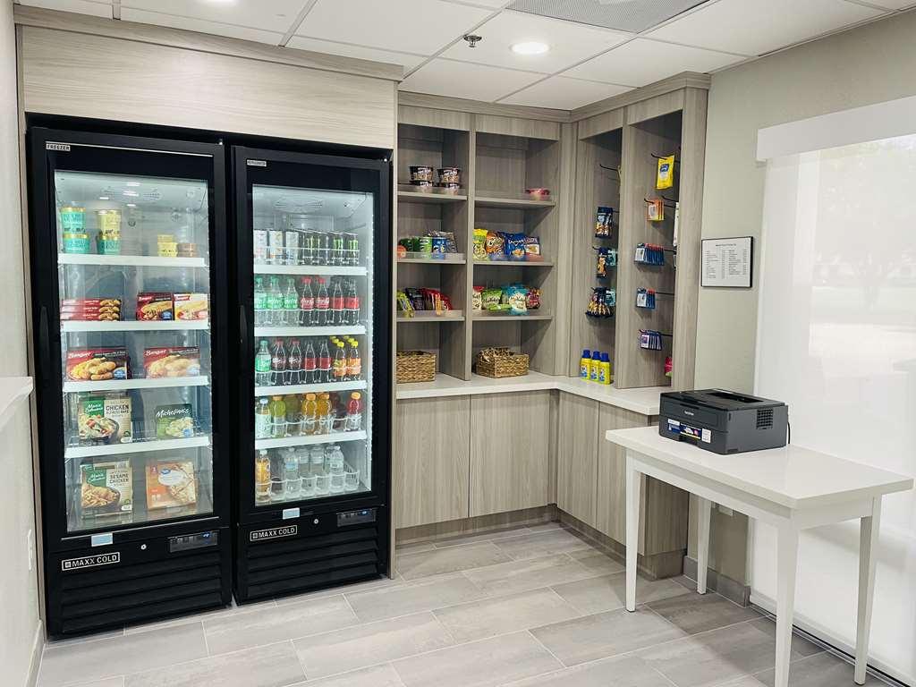 Best Western Plus Sugar Land/Stafford Udogodnienia zdjęcie