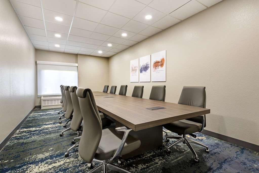 Best Western Plus Sugar Land/Stafford Udogodnienia zdjęcie